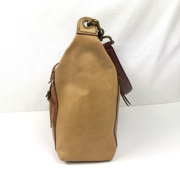 THE SAK Tan/Brown Distressed Leather Boho Hobo Shoulder Bag with Feathers Charm - Picture 6 of 12